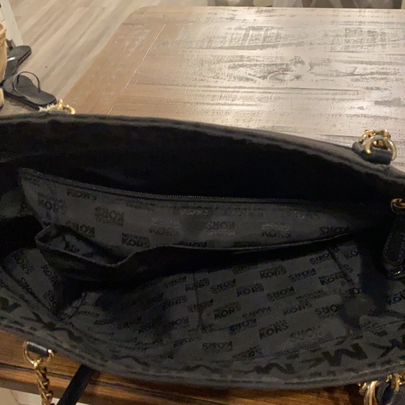 Michael kors bag - Picture 2 of 4